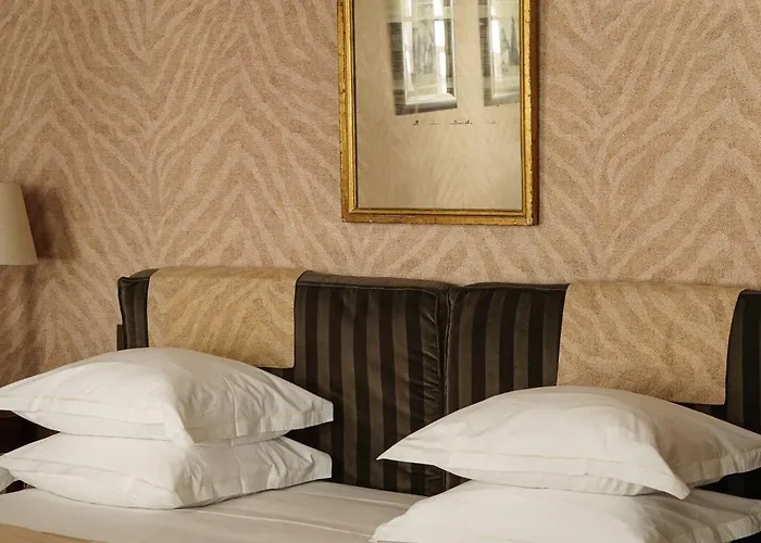 Saint Hotel Trouville-sur-Mer